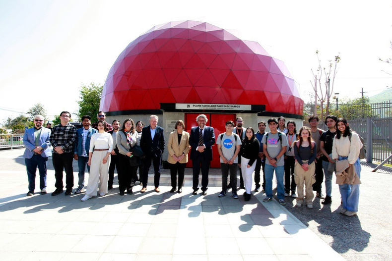 u. de chile y planetario huechuraba se unen para fomentar interes cientifico en jovenes locales.png