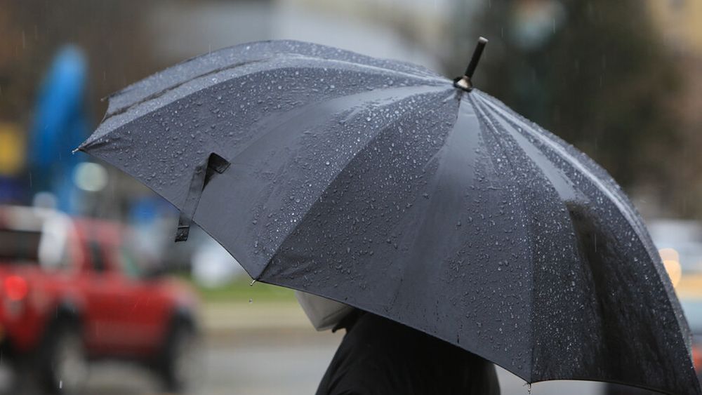 Primera lluvia del año: MeteoChile emite aviso por fuertes precipitaciones e intenso viento