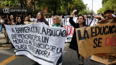 El Desconcierto | 8124 marcha estudiantil.jpg