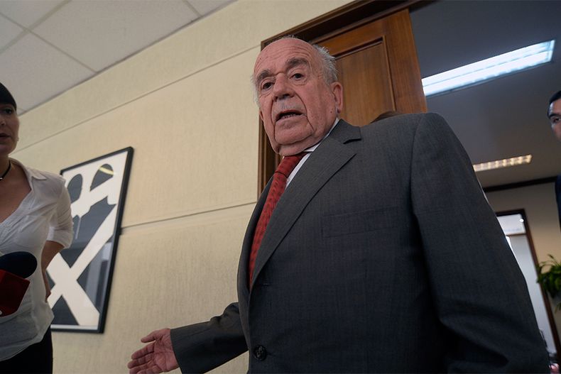 andres zaldivar.jpg