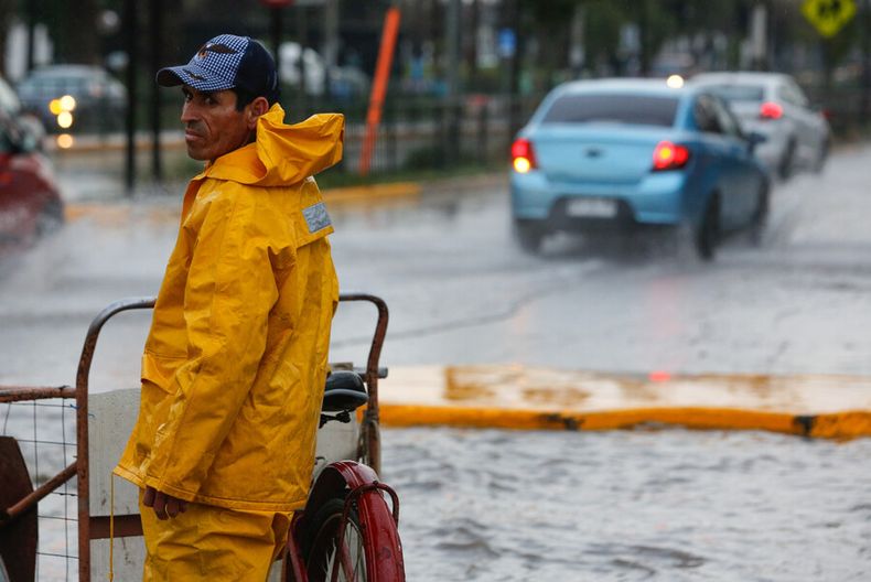 Lluvia en Santiago 4.jpg