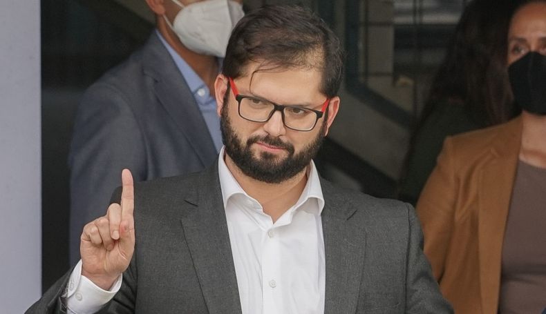 Boric 1.jpg