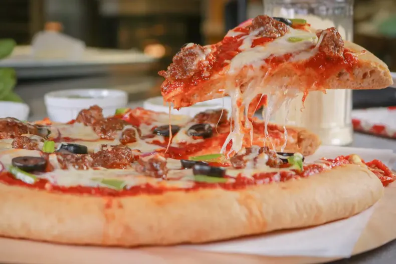 30629 pizza1web 1200x800.webp