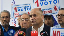 Militantes de la DC rechazan alianza con el Gobierno y piden consulta interna