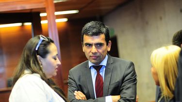 Fiscales cierran filas en torno a Carlos Gajardo ante querella por filtraciones en caso Penta