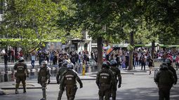 Amnistía Internacional tiene los ojos en Chile: Canales para contactar y enviar denuncias
