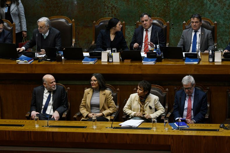 4497 a uno 1596778.jpg