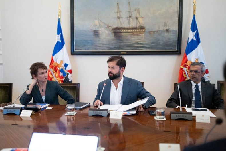 Gabinete Pro Seguridad scaled e1711460094249.jpg
