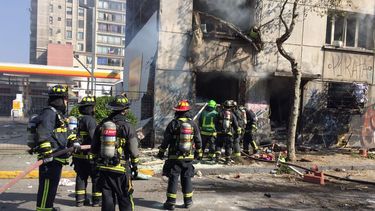 Residentes de Bellavista cuestionan hipótesis sobre origen de explosión de edificio y apuntan a empresa Metrogas