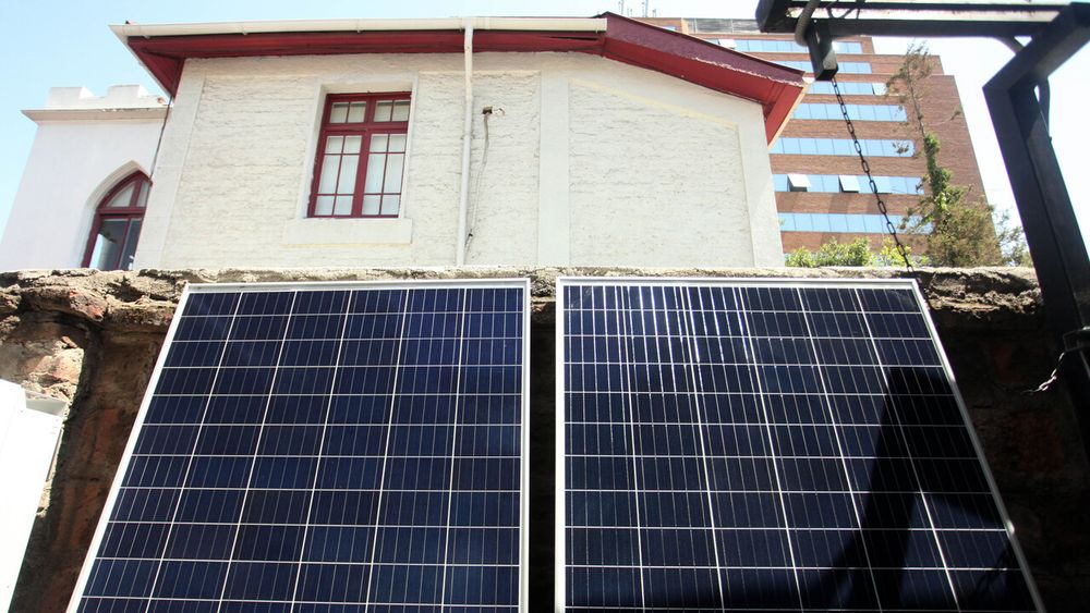 Imagen referencial sobre eneregía solar - Agencia Uno