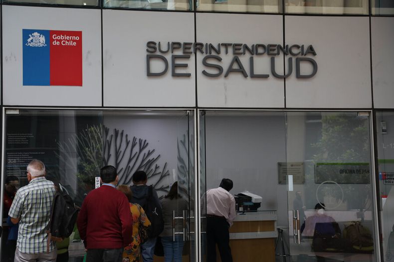Mas de 1.1 billones Superintendencia de Salud revelo cifra de cobros excesivos de isapres.jpg