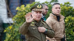 General Yáñez desmiente que haya sido hospitalizado: “No voy a avisar cada vez que me hago exámenes”