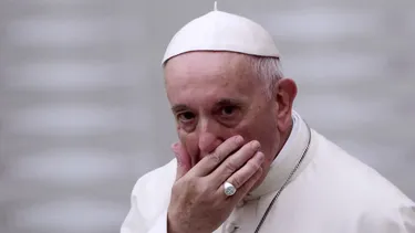 Papa Francisco firma renuncia adelantada: ¿Qué se especula realmente en el Vaticano?