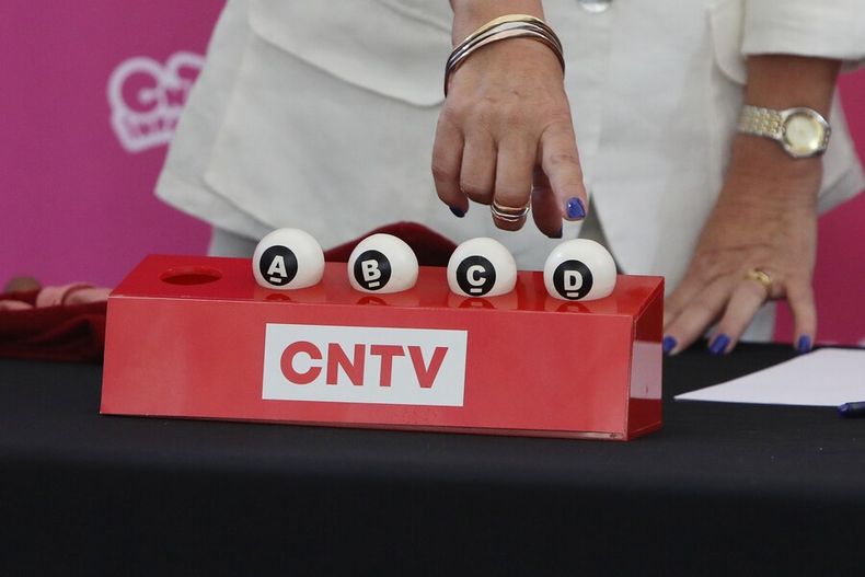 Sorteo franja plebsicito.jpg