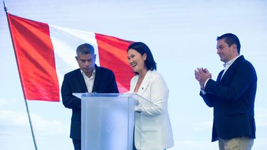 Keiko Fujimori celebra su triunfo en Perú - Agencia EFE