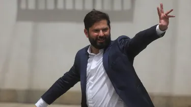 Aislado por 5 días en una montaña y sin señal telefónica: Presidente Boric prepara vacaciones extremas