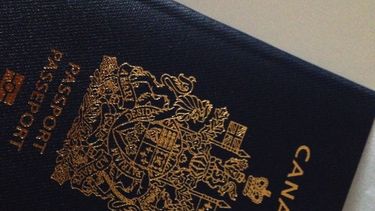 Canadá permitirá a la comunidad LGBTI identificarse con un tercer género X en el pasaporte