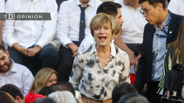 El Desconcierto | Evelyn Matthei en conmemoracion a Sebastian Pinera e1715179254804.png