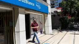 Isapre ignoró fallos judiciales y negó cobertura a afiliada con esclerosis múltiple: Deberán pagarle $90 millones