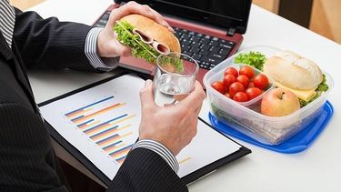 ¿Es cierto que los potes de plástico pueden producir cáncer, infertilidad y otras enfermedades?