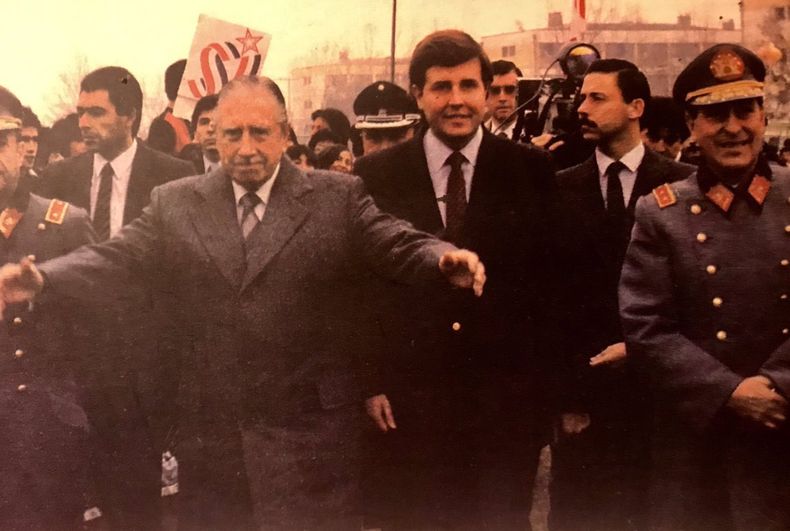Patricio Melero y Pinochet.jpg