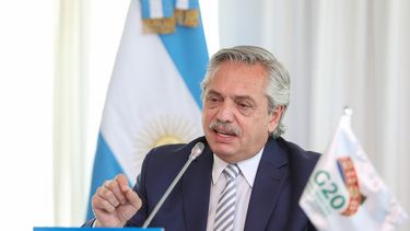 Alberto Fernández cancela visita a Chile luego de que Piñera entrara en cuarentena