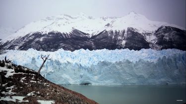 Detectan derrame de hidrocarburos de 19 km en el glaciar Perito Moreno