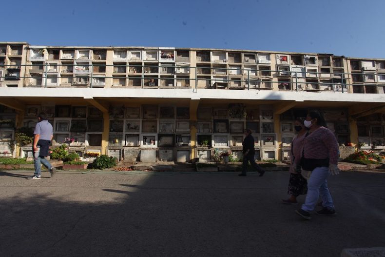 A_UNO_1180722 e1588802580526 1.jpg