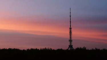 Ucrania denuncia ataque de un avión ruso contra la torre de la televisión en Jarkov