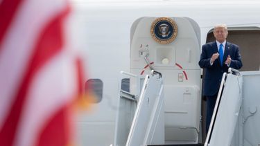 Comando de Biden a Trump: “El gobierno de EE.UU. es perfectamente capaz de escoltar a cualquier intruso fuera de la Casa Blanca“
