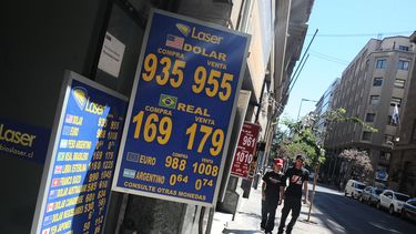 Índices económicos en Chile este martes 26 de agosto: Así amaneció el dólar observado, el Euro y la UF