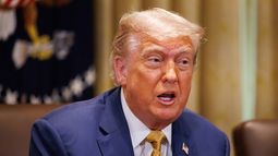 Trump tensiona la relación con Rusia: Afirma que Putin “dice muchas tonterías” y EE.UU. enviará armas a Ucrania