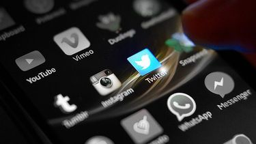 Contraloría dictamina que órganos del Estado no pueden bloquear a usuarios desde cuentas institucionales de Twitter
