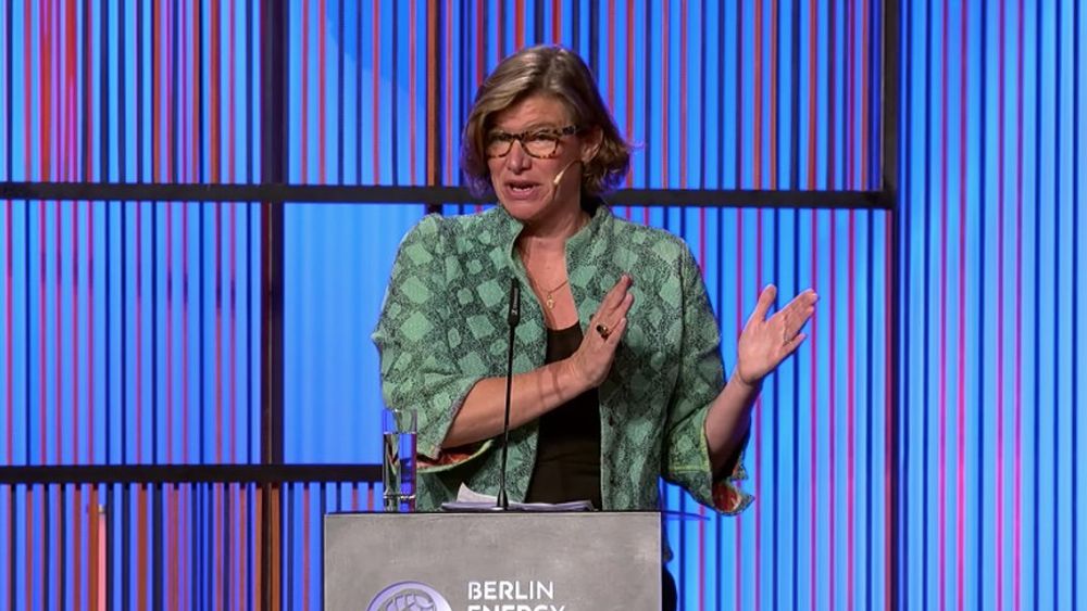 Mazzucato aclara frase y dice que ve a Chile como una “experiencia” y no un “experimento”
