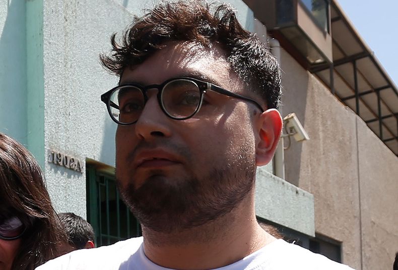 A_UNO_1142243.jpg