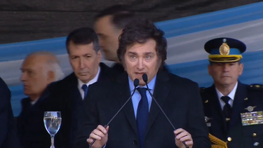 Plataforma de DD.HH cuestiona a Milei y lo acusa de una impúdica simpatía con la dictadura