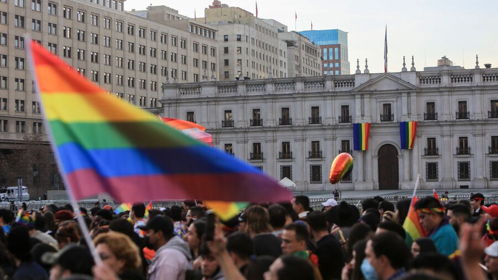 Marcha LGBTIQ+ frente a La Moneda / Agencia UNO