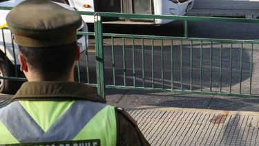 Aprueban porte de armas para alumnos de Carabineros desde segundo año y en práctica policial