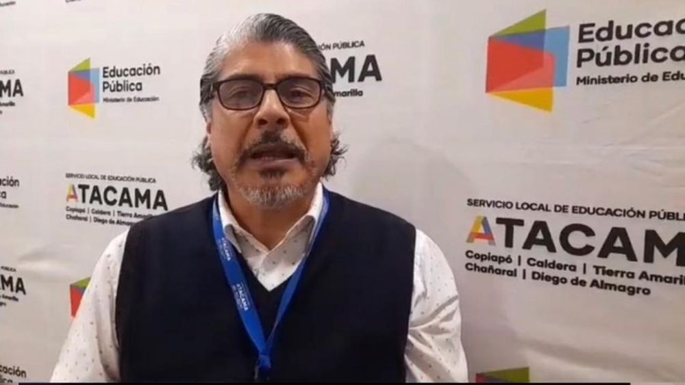Coletazos informe Mineduc: Renuncia director (S) de SLEP Atacama y profesores piden visita de ministro Cataldo