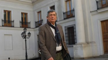 El Desconcierto | Lautaro Carmona.jpg