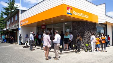 El Desconcierto | Sucursal Banco Estado.jpg