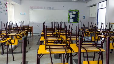 Intenso sistema frontal obliga a suspender clases en al menos 59 comunas de cinco regiones