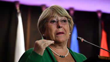 ¿Vuelve Bachelet a la política? Proponen que exmandataria reemplace a Elizalde en Senado