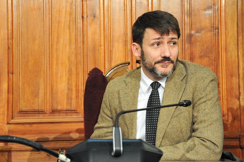 democratas y amarillos anuncian interpelacion a ministro pardow en base 15 puntos por alza tariaria.jpg