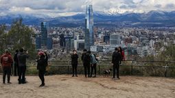 ¿Y la lluvia? Experto aclara por qué precipitaciones del sistema frontal no llegaron a Santiago