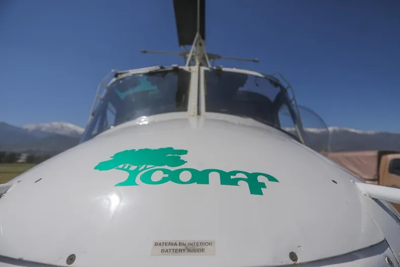 bombero murio al ser impactado por helicoptero durante incendio suprema ordena a conaf y bomberos pagar 80 millones a familia.webp