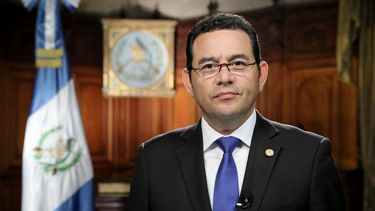 Una mujer denunció al presidente de Guatemala por violación