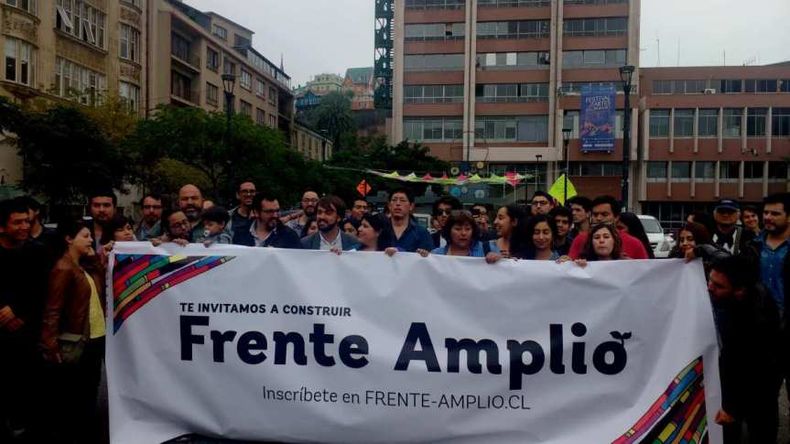 frente amplio chile.jpg