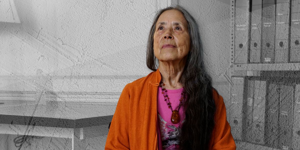 Cecilia Vicuña en entrevista con El Desconcierto desde el Museo Bellas Artes. Una conversación sobre arte, medio ambiente y crisis clímatica.