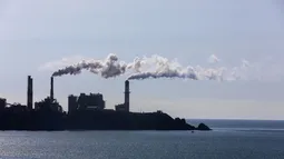 Explotación de combustibles fósiles como gas, petróleo y carbón. Explotación de combustibles fósiles como gas, petróleo y carbón.